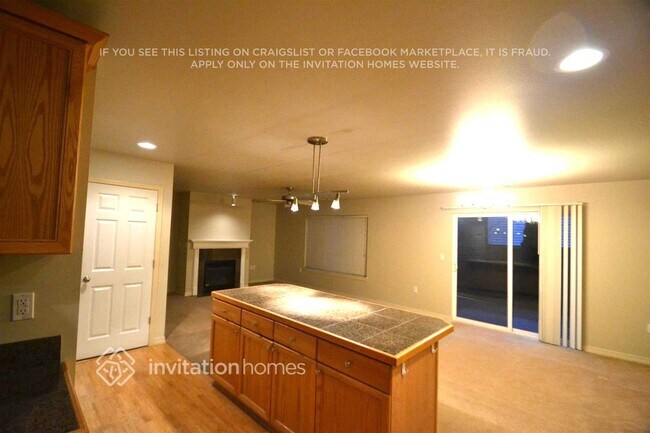 Building Photo - 3381 S 283rd Ln