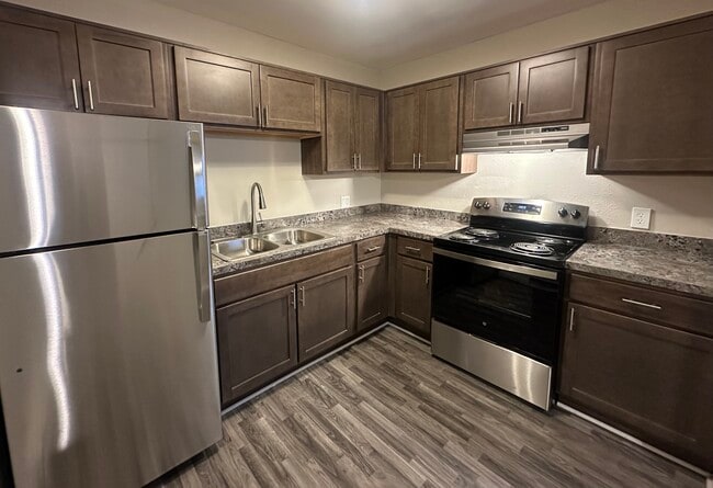 Cocina renovada de 1 dormitorio - Arlington South Apartments