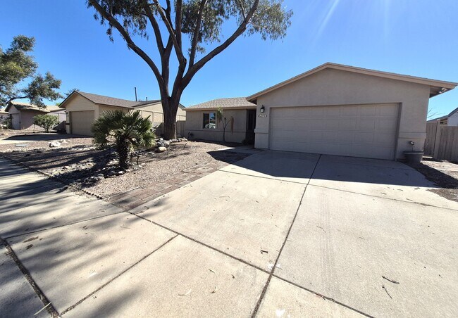 Foto del edificio - 2741 W Firebrook Rd