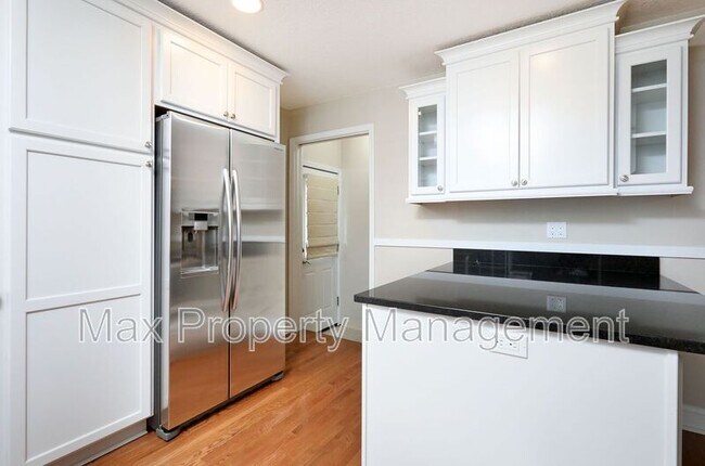 Foto del edificio - 530 SW Maple St