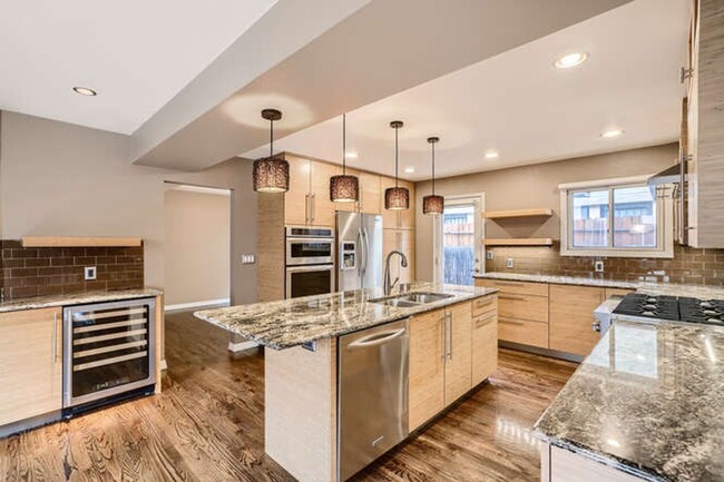 Building Photo - Beautiful Cherry Creek Home- Great Locatio...