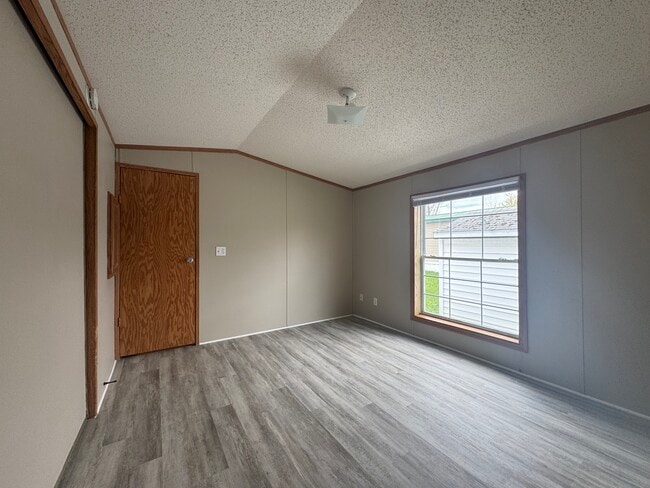 Building Photo - 4103 Lady Slipper Dr