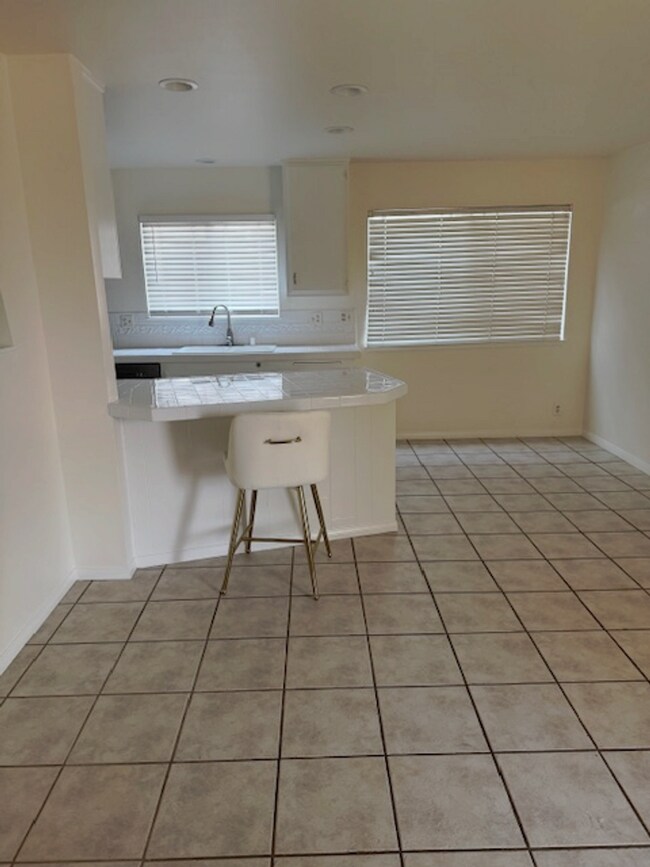 Foto del edificio - Single Story South HB home