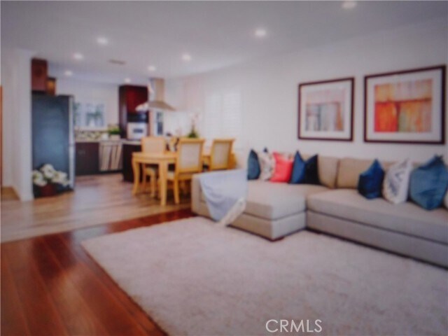 Foto del edificio - 10640 Victoria Ave