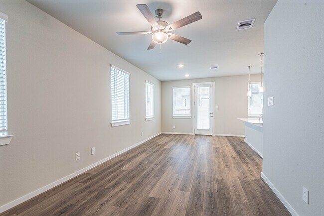 Building Photo - 4109 Fig Grv St