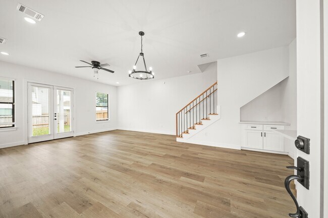 Foto del edificio - 3417 Tuam St