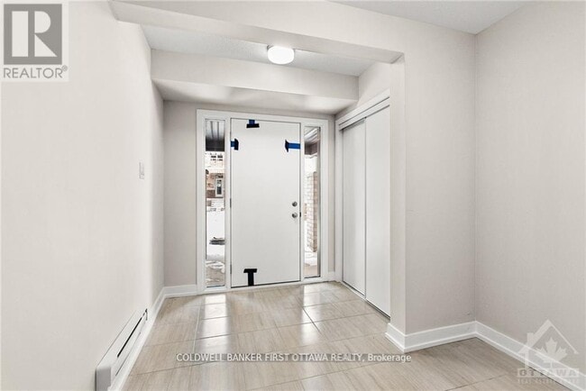 Building Photo - 203 Anyolite Private