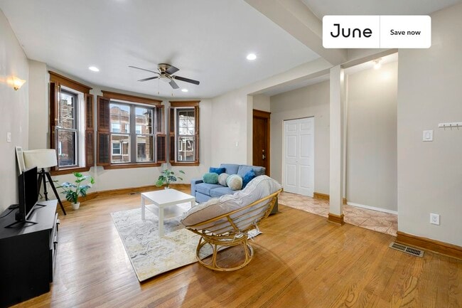 Photo - 1521 N Springfield Ave Apartment