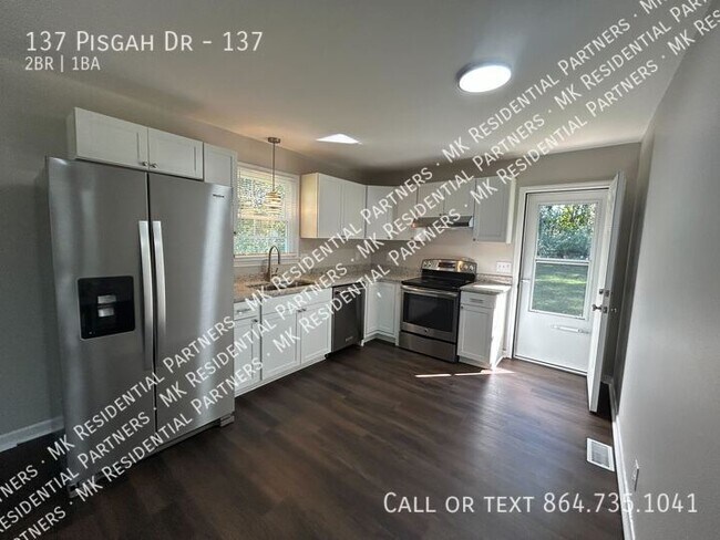 Foto del edificio - 137 Pisgah Dr