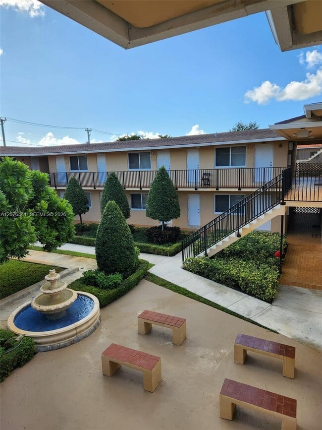 Foto del edificio - 211 NW 47th Ave