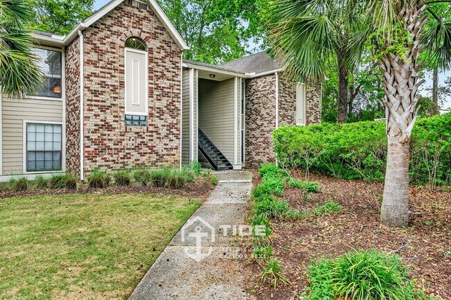 Foto del edificio - Live Close to It All – Convenient Mount Pleasant Home