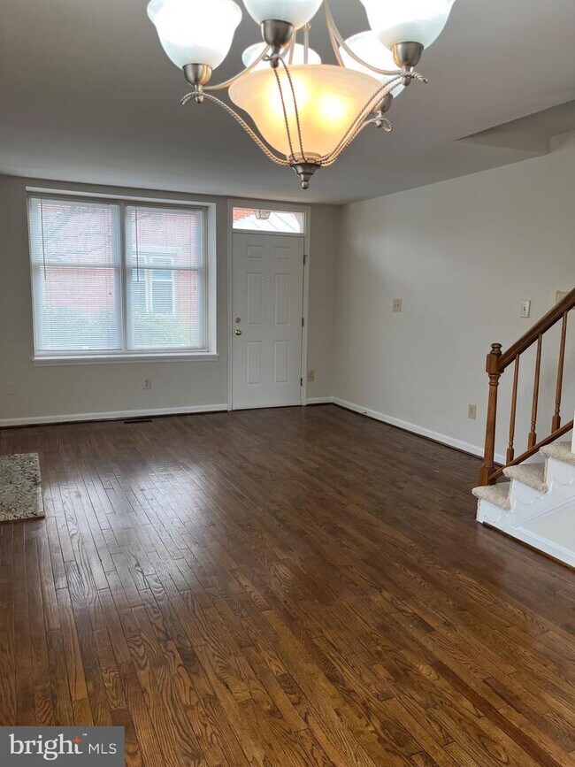 Foto del edificio - 1533 Oronoco St