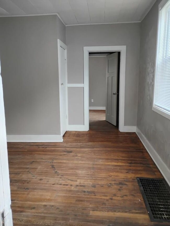 Photo - 1606 Virginia St Apartment