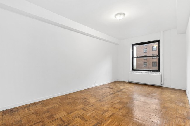 Foto del edificio - Clinton Hill Coop