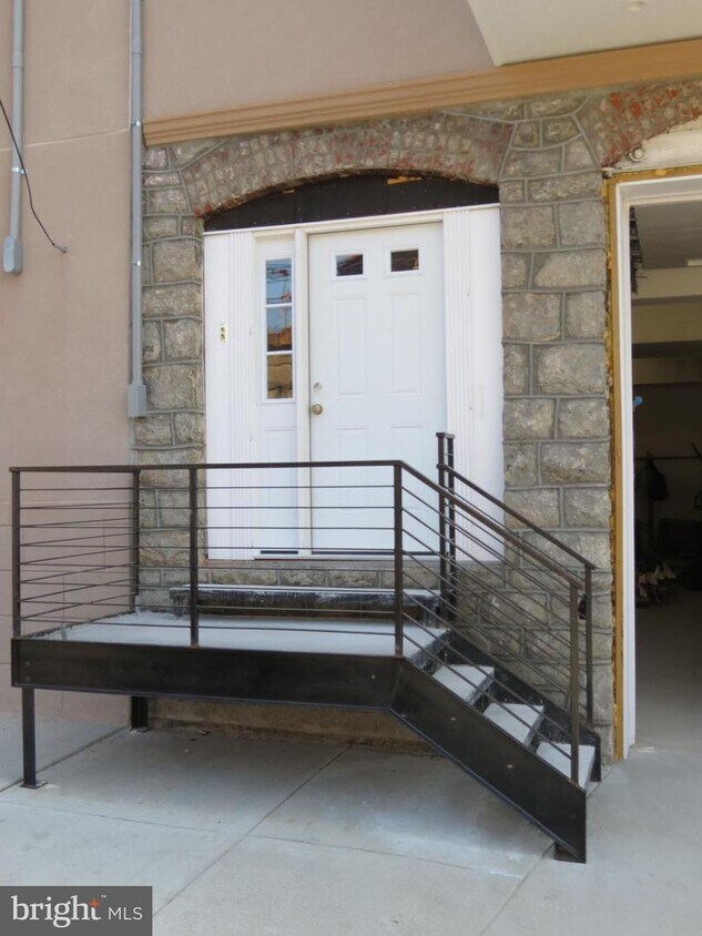 Foto principal - 4147 Cresson St