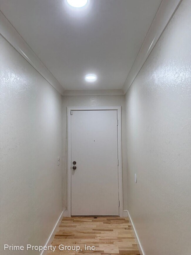 Building Photo - 3 br, 2 bath House - 19 Mission Hill