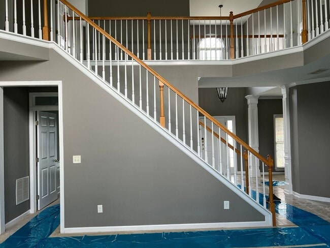 Building Photo - 2176 Malden Hill Dr