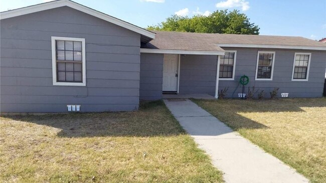 Foto del edificio - 403 Dillon Dr