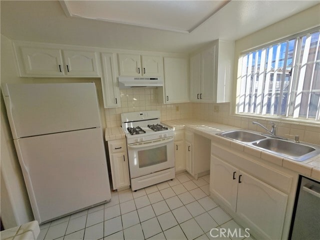 Building Photo - 4566 W 172nd St