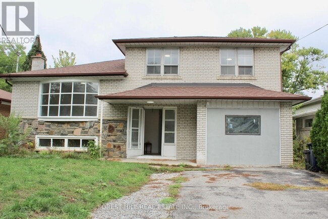 Building Photo - 8 Doverwood Ct