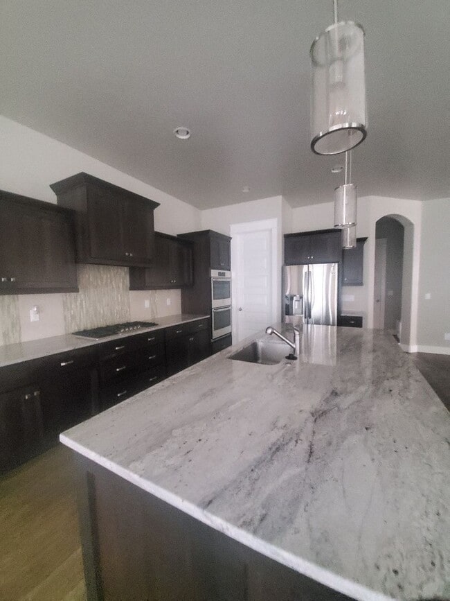 Building Photo - Beautiful Kuna home