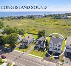 Building Photo - 930 Reef Rd