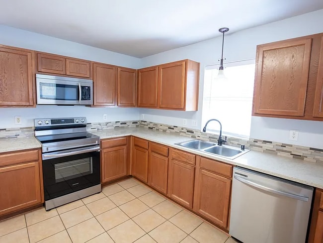 Foto del edificio - 8014 Stowe Springs Ln