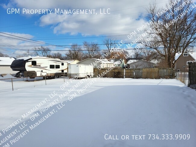 Foto del edificio - 6339 Hampden St