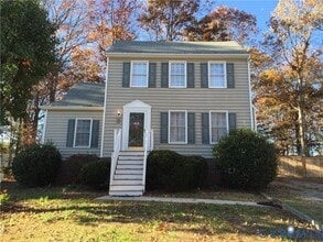 Building Photo - 5633 Lake Sharon Dr