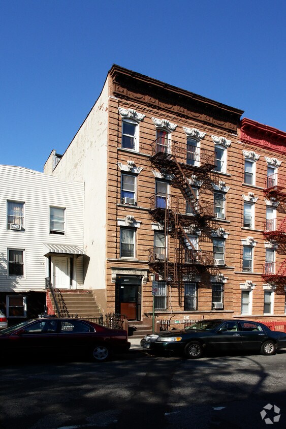 Building Photo - 134 17th St