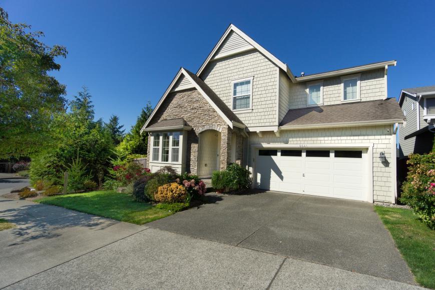 Primary Photo - 4 bedroom in Newcastle WA 98059