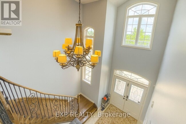 Building Photo - 278 The Bridle Walk