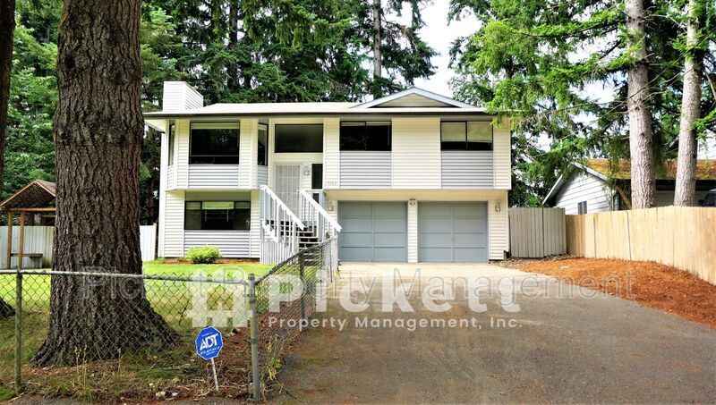 Foto principal - 13360 NW Holly Rd