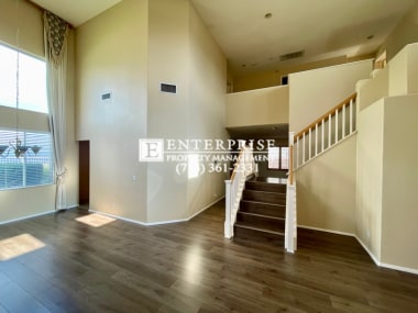 Building Photo - Stunning Spacious Home with Views (16376 S...