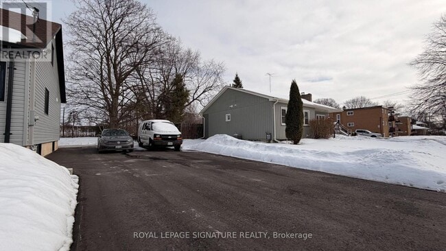 Photo du bâtiment - 119 Wellington St