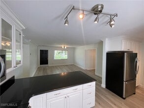 Building Photo - 905 13th St N