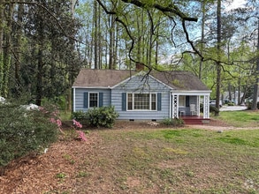 Building Photo - 1425 Collier Dr SE