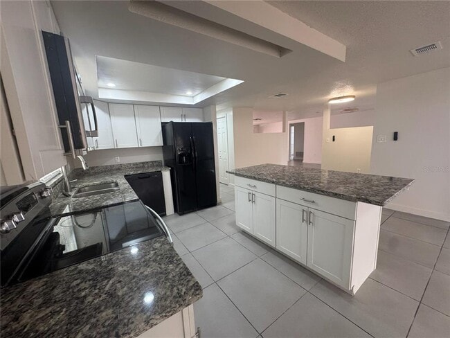 Building Photo - 7410 Moravian Dr