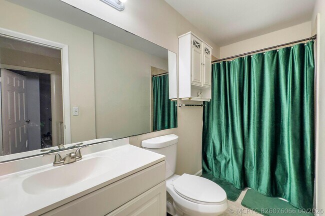 Foto del edificio - 4330 Lilac St