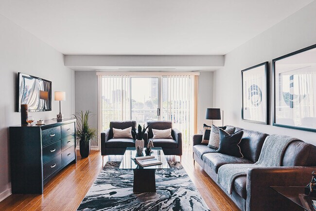 Building Photo - 17 Aberdeen St