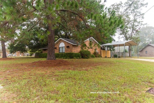 Building Photo - 6261 Lycoming Rd