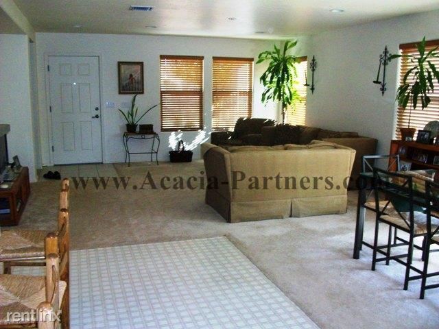 Foto del edificio - 2724 N Saramano Ln