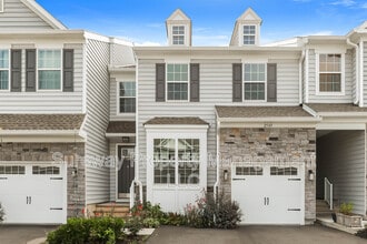 Building Photo - 2503 Charleston Dr
