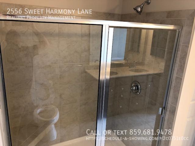 Foto del edificio - 2556 Sweet Harmony Lane