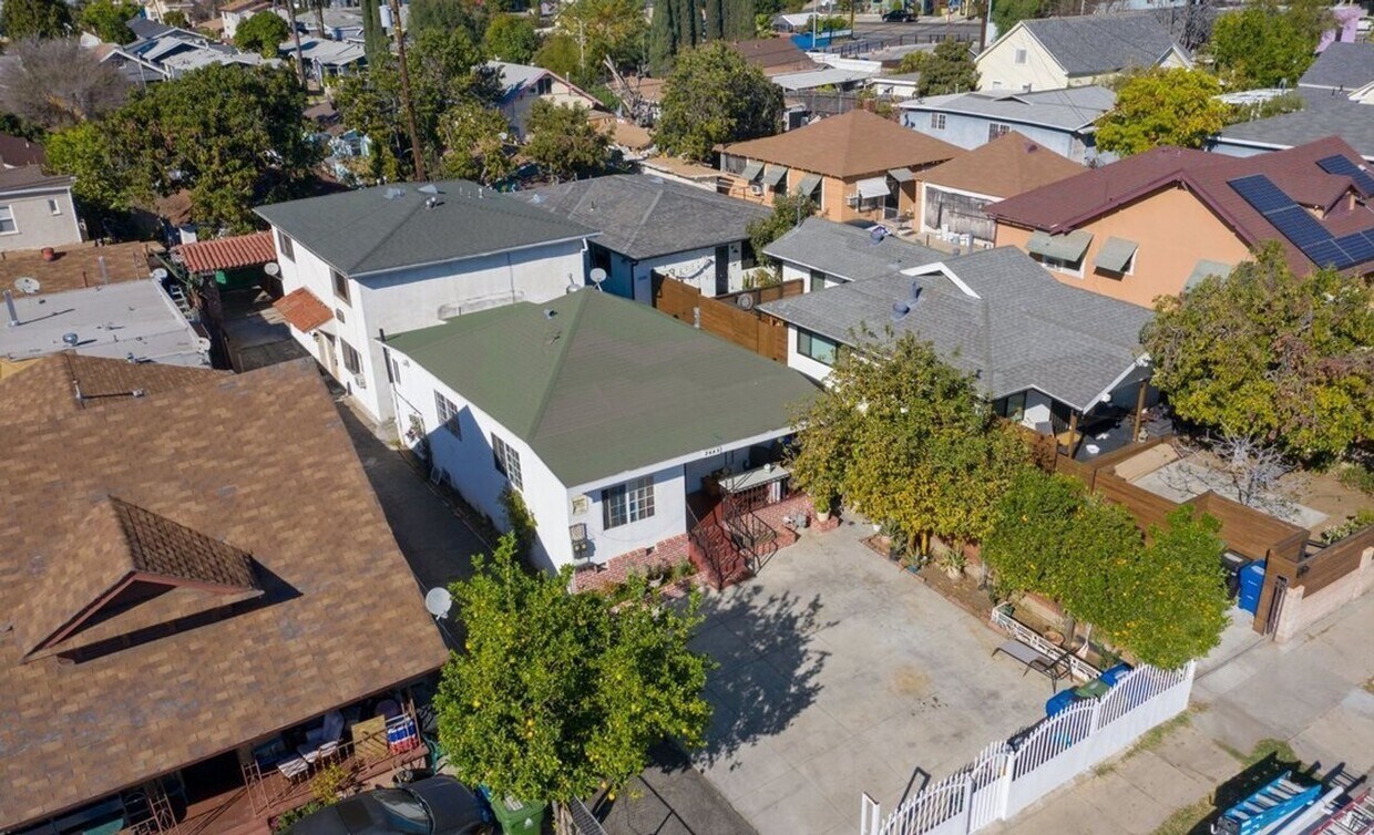 Building Photo - 2641 Alice St