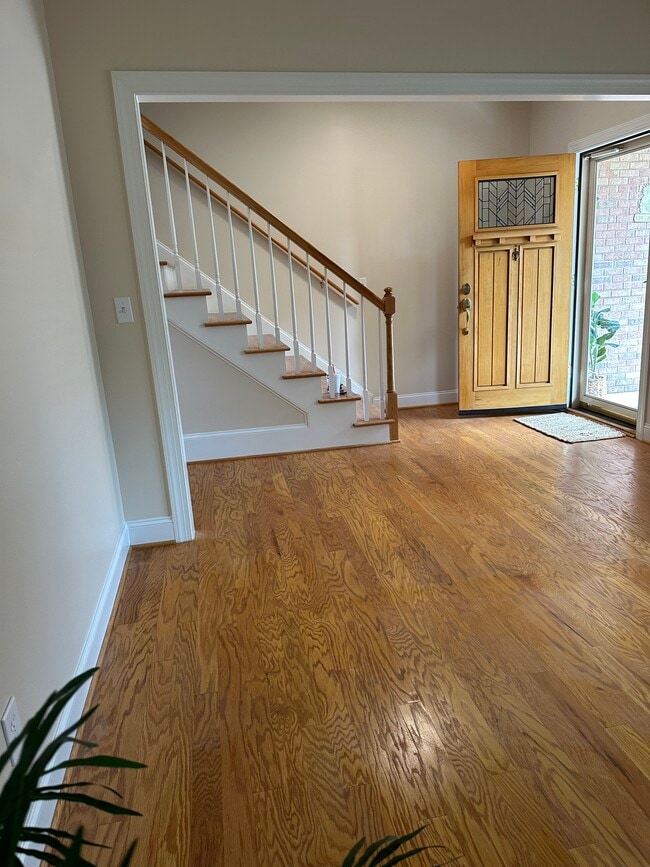 Building Photo - 28 Cobblestone Dr