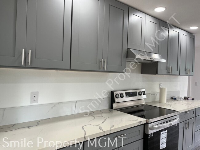 Building Photo - 3-bedroom One Level Single House in SE Por...