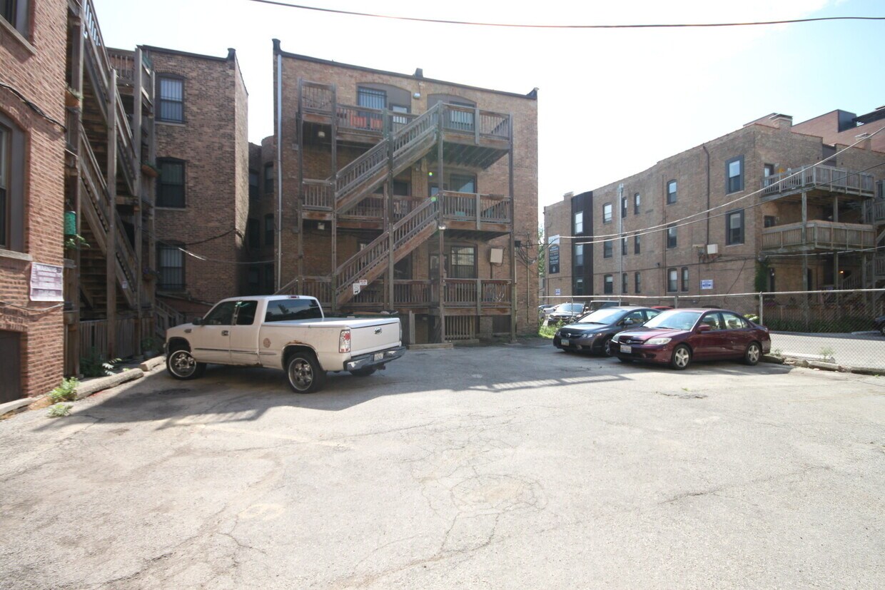 3456 N Elaine Pl, Chicago, IL 60657 Apartments Chicago, IL