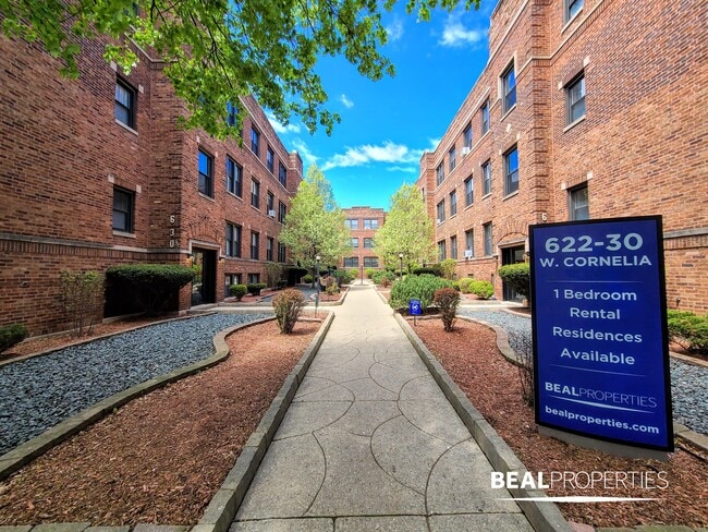 Foto del edificio - 622 W Cornelia Ave