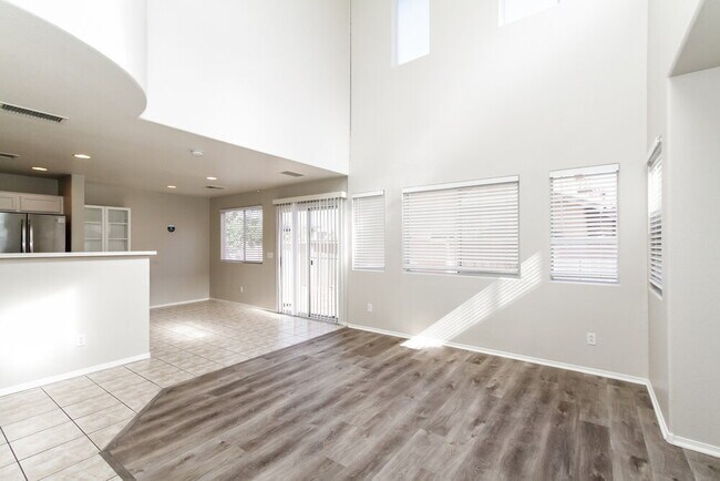 Foto del edificio - 10637 Alondra Peak St